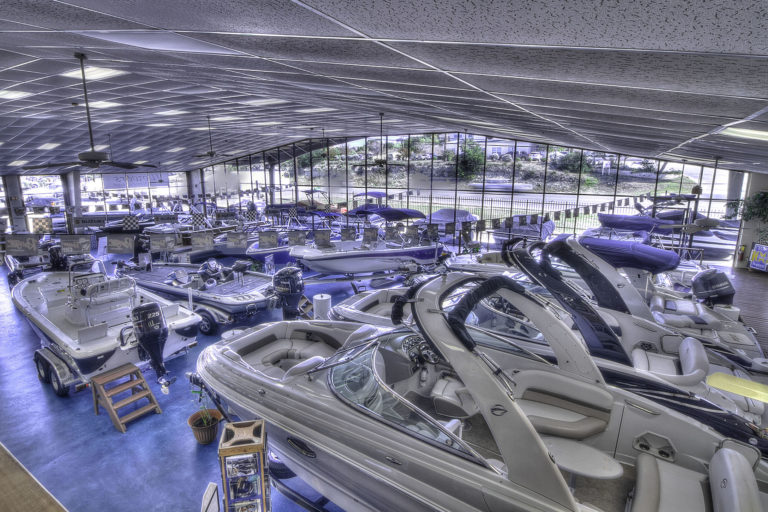 How Much Do Boat Dealerships Make